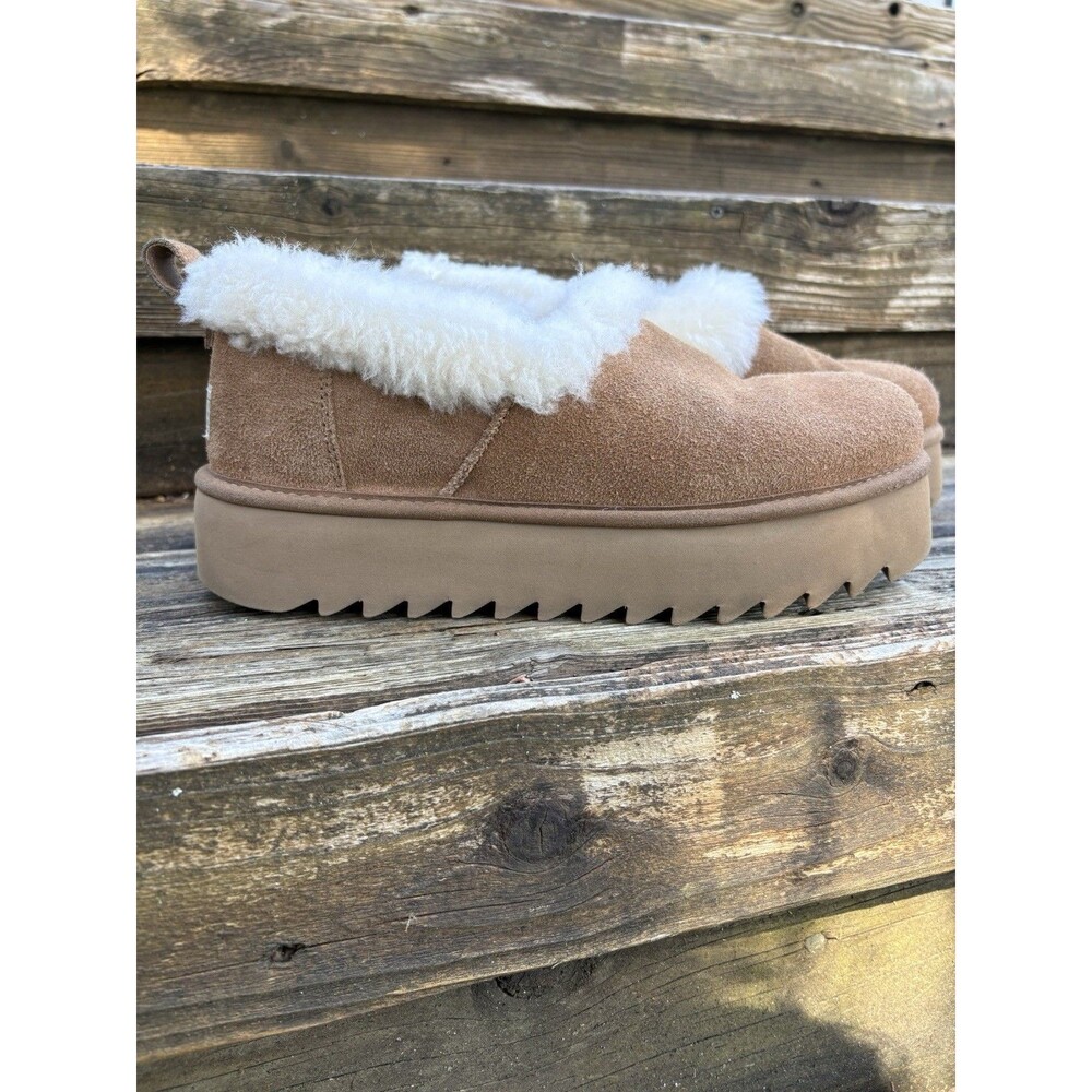 Ugg Nita Platform Slippers Size 9 Chesnut